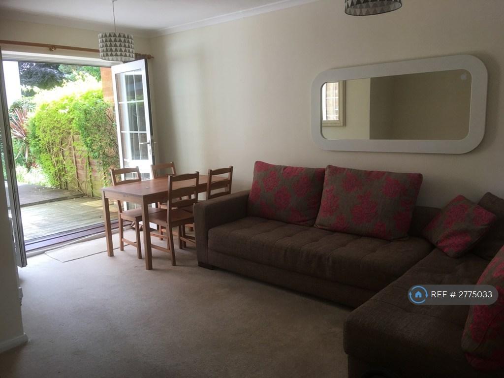Lounge Area