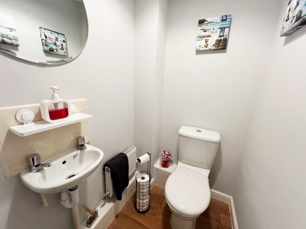 Cloakroom W/C