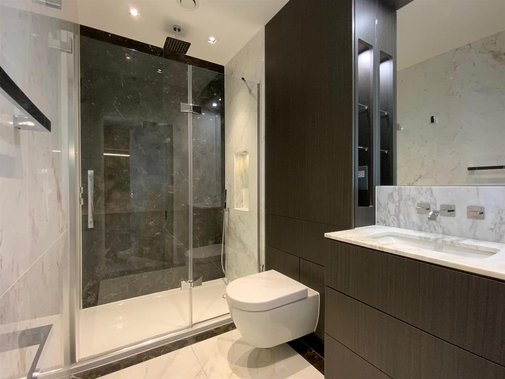 Master bathroom.jpg