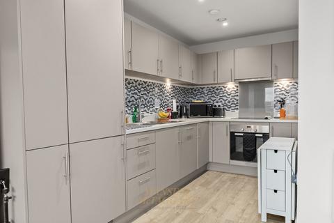 undefined, West Green Drive, Crawley RH11