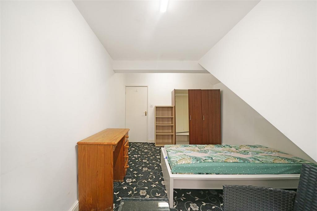 29 Charterhouse Avenue - GVLp Bt Hs VM5b Fuen Pu0o.jpg