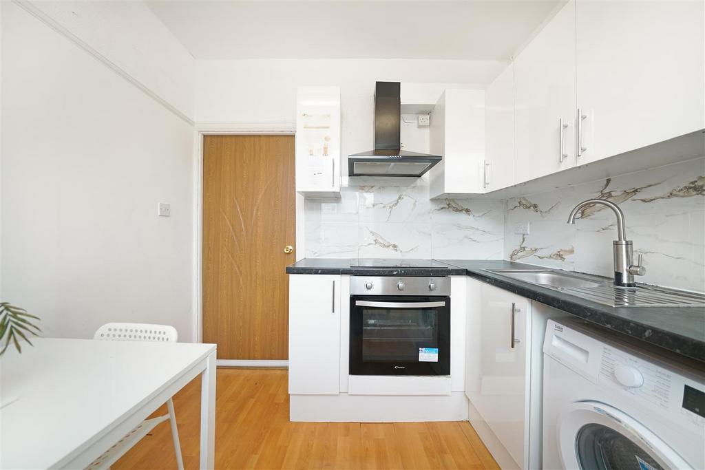 29 Charterhouse Avenue - N0nw Bfi Oad VJStj9d Sa4.jpg