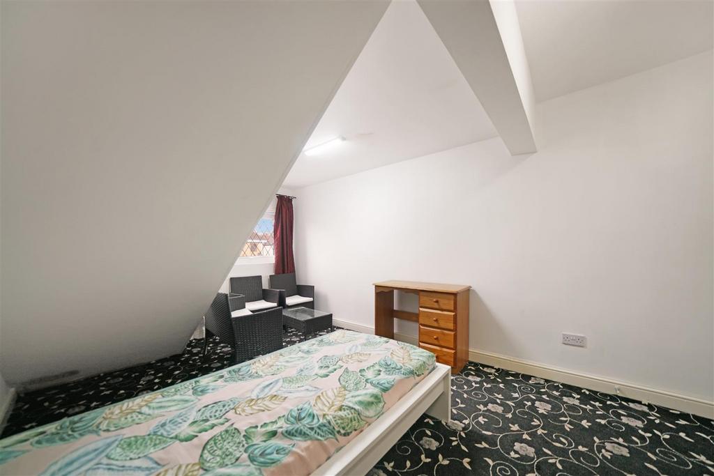 29 Charterhouse Avenue - 4hn WRSvu N5le Pk G1ns4 N.jpg