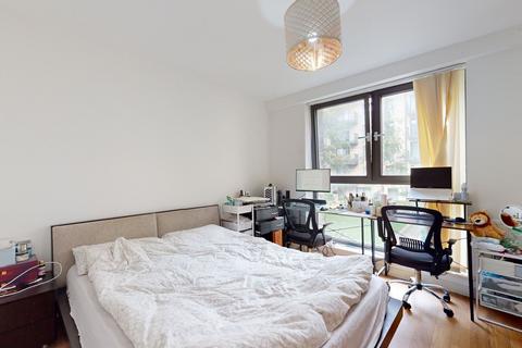 3 bedroom apartment to rent, Kingfisher Heights, 2 Bramwell Way, london, England, E16