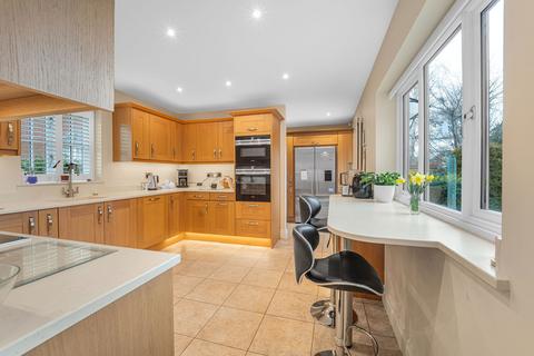 4 bedroom detached house for sale, Bridge Walk, Milton Keynes MK19