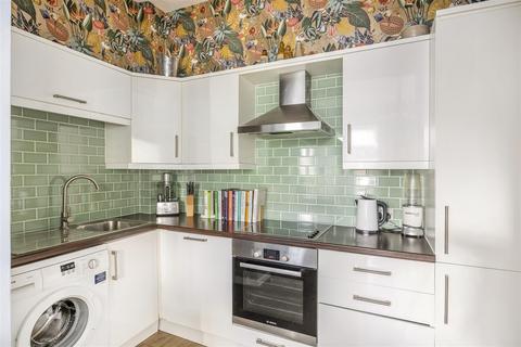 2 bedroom apartment for sale, St Georges Road, Cheltenham