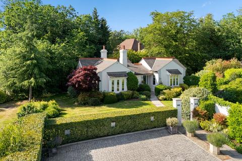 2 bedroom detached house for sale, Park Hill Drive, Cobham, KT11