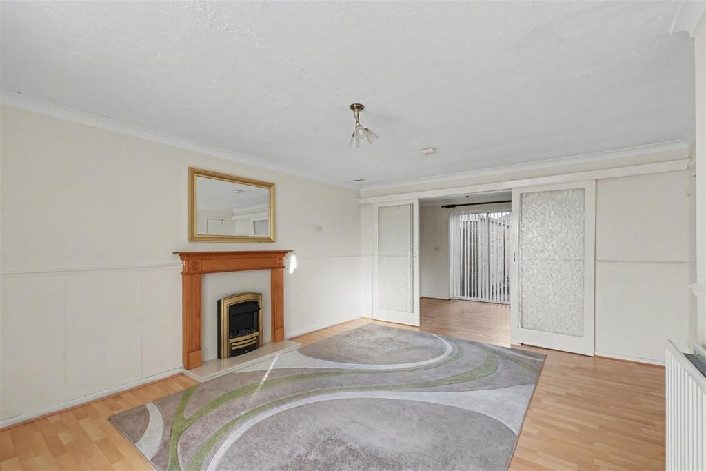 Lounge/Sitting Room