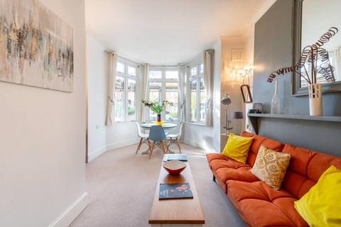 1 bedroom flat for sale, Hoveden Road, Mapesbury Conservation Area, Willesden Green, NW2 3XE