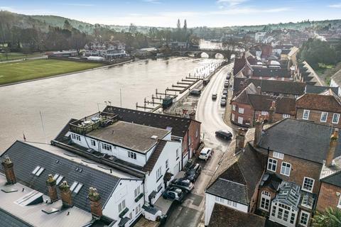 undefined, Wharfe Lane, Henley-on-thames, RG9