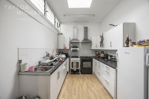 undefined, Russell Square, Brighton