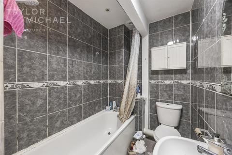 undefined, Russell Square, Brighton