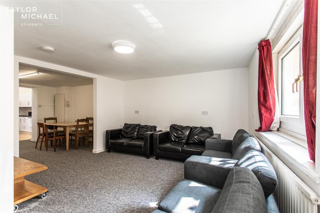 House in Brighton - View 3