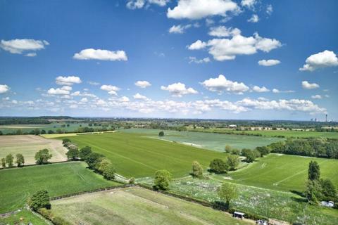 4 bedroom detached house for sale, Main Street, York YO8
