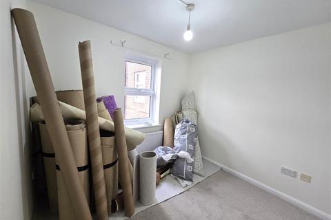 1 bedroom apartment to rent, Avery Court, Aldershot GU11