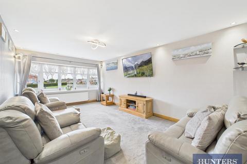 2 bedroom detached bungalow for sale, Grovehill Road, Filey, YO14 9NL