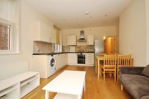 Balham Hill, London, SW12