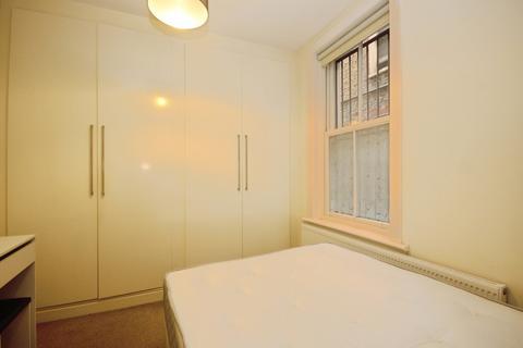 2 bedroom apartment to rent, Balham Hill, London, SW12