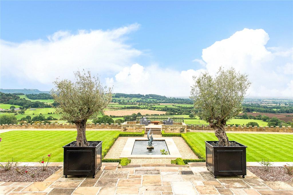 Garden To Front