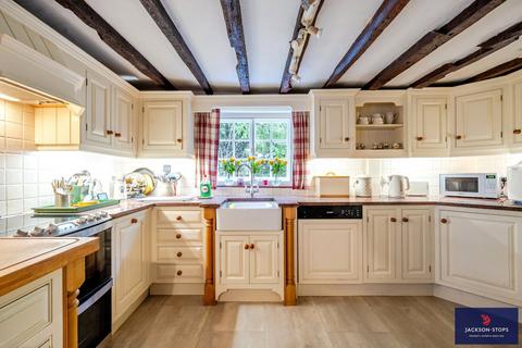4 bedroom detached house for sale, Barton Road, Pulloxhill, Bedfordshire, MK45