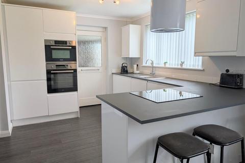 4 bedroom detached house for sale, 6 Pantulf Road, Wem, Shrewsbury, SY4 5LT