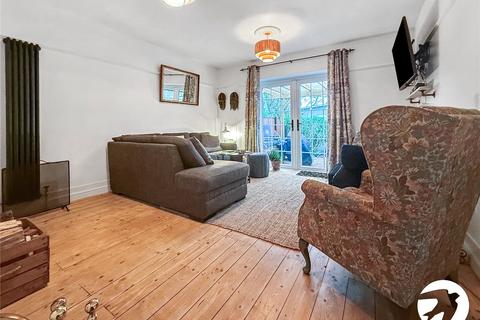 3 bedroom semi-detached house to rent, Doddington Court, Maidstone, Kent, ME16