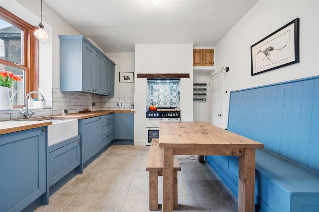 Dining area and kitchen.jpg