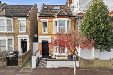 4 bedroom house for sale, Chaucer Road, Wanstead