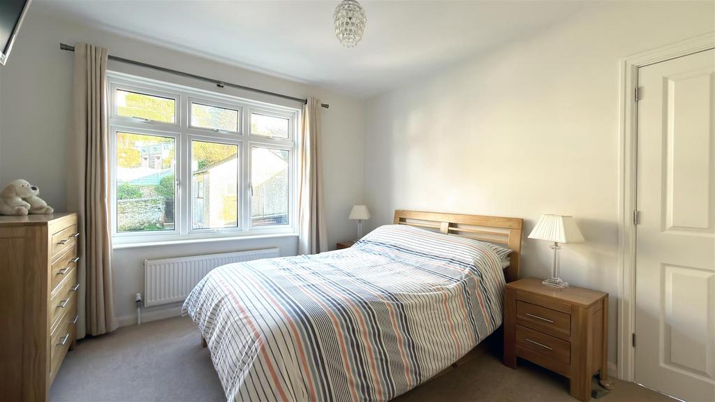 Bedroom 2.jpg