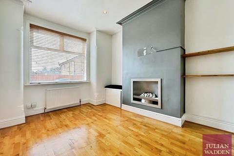 2 bedroom terraced house to rent, Rowsley Grove, Reddish, Stockport, SK5