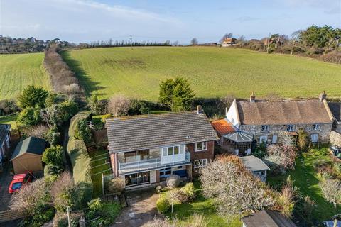 5 bedroom detached house for sale, Totland Bay, Isle of Wight