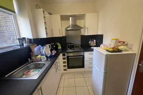 1 bedroom flat to rent, High Road Leytonstone, London E11