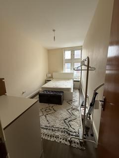 1 bedroom flat to rent, High Road Leytonstone, London E11