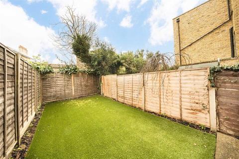 2 bedroom maisonette for sale, Elsynge Road, London SW18