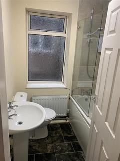 5 bedroom terraced house to rent, Wellington Street, Grimsby