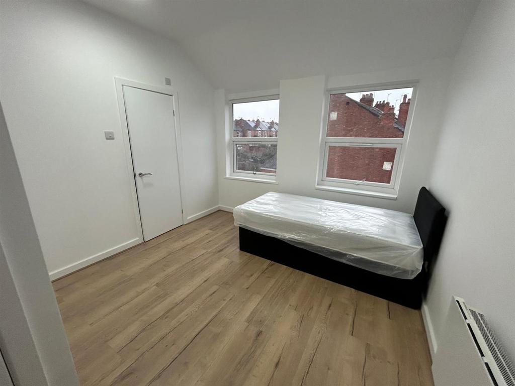 Double Bedroom