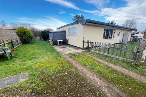 undefined, Humberston Fitties, Humberston, Grimsby, N.E. Lincs, DN36 4HB