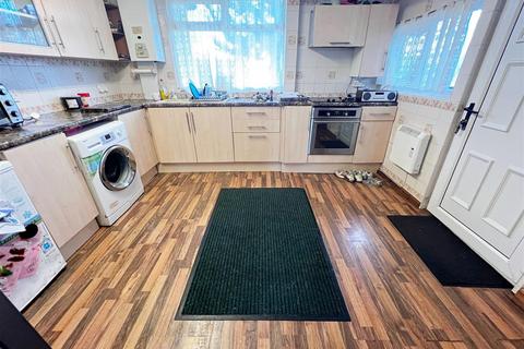 undefined, Humberston Fitties, Humberston, Grimsby, N.E. Lincs, DN36 4HB