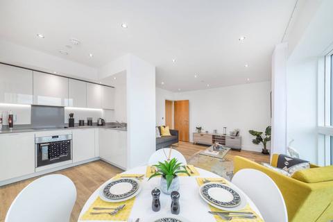 2 bedroom flat to rent, Lyon Road, Harrow, HA1