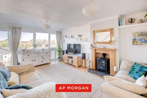 3 bedroom terraced house for sale, Lutley Drive, Pedmore, Stourbridge, West Midlands, DY9