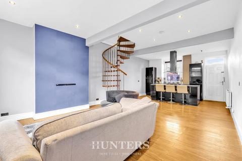 2 bedroom terraced house for sale, Grey Street, Middleton, Manchester