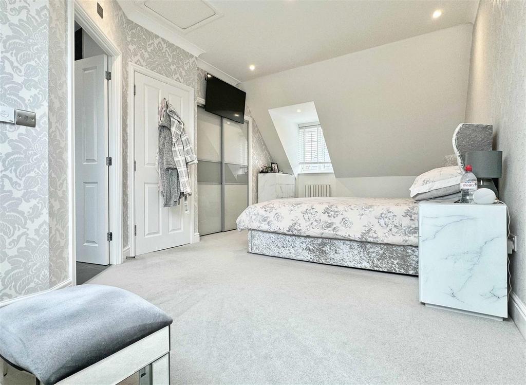 Bed 1c.jpg