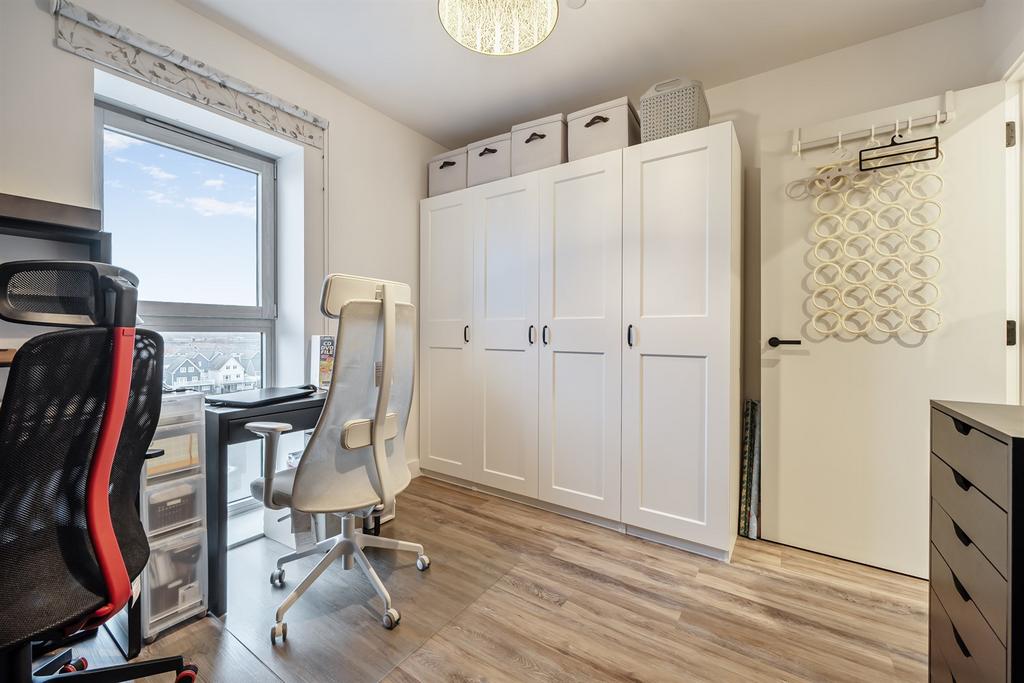 Second bedroom