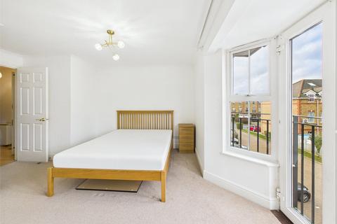 2 bedroom apartment to rent, Draper Close, Middlesex