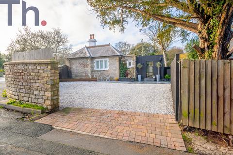 2 bedroom detached house for sale, Appley Road, Ryde PO33