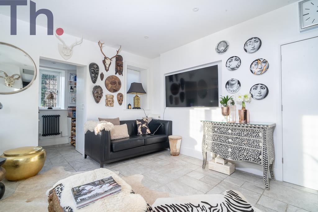 Lounge Area