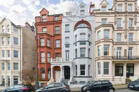 Flat 3, Palatine, Douglas