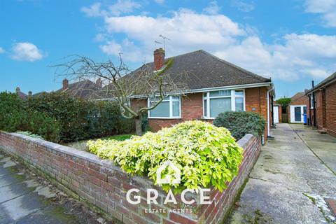 2 bedroom semi-detached bungalow for sale, Chesterfield Drive, Ipswich