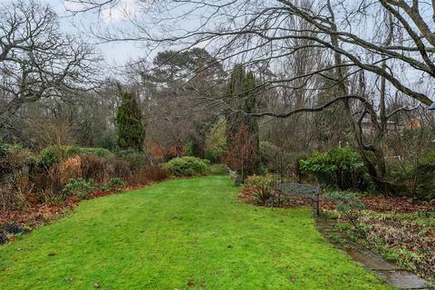 undefined, Bishopsmead Close, East Horsley