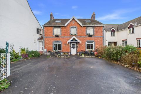 3 bedroom flat for sale, Uphill Way, Uphill, Weston-Super-Mare, BS23